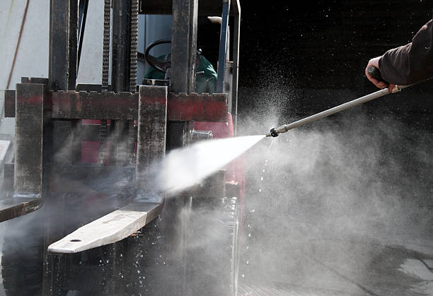 Best Commercial Pressure Washing in Riverside, MO